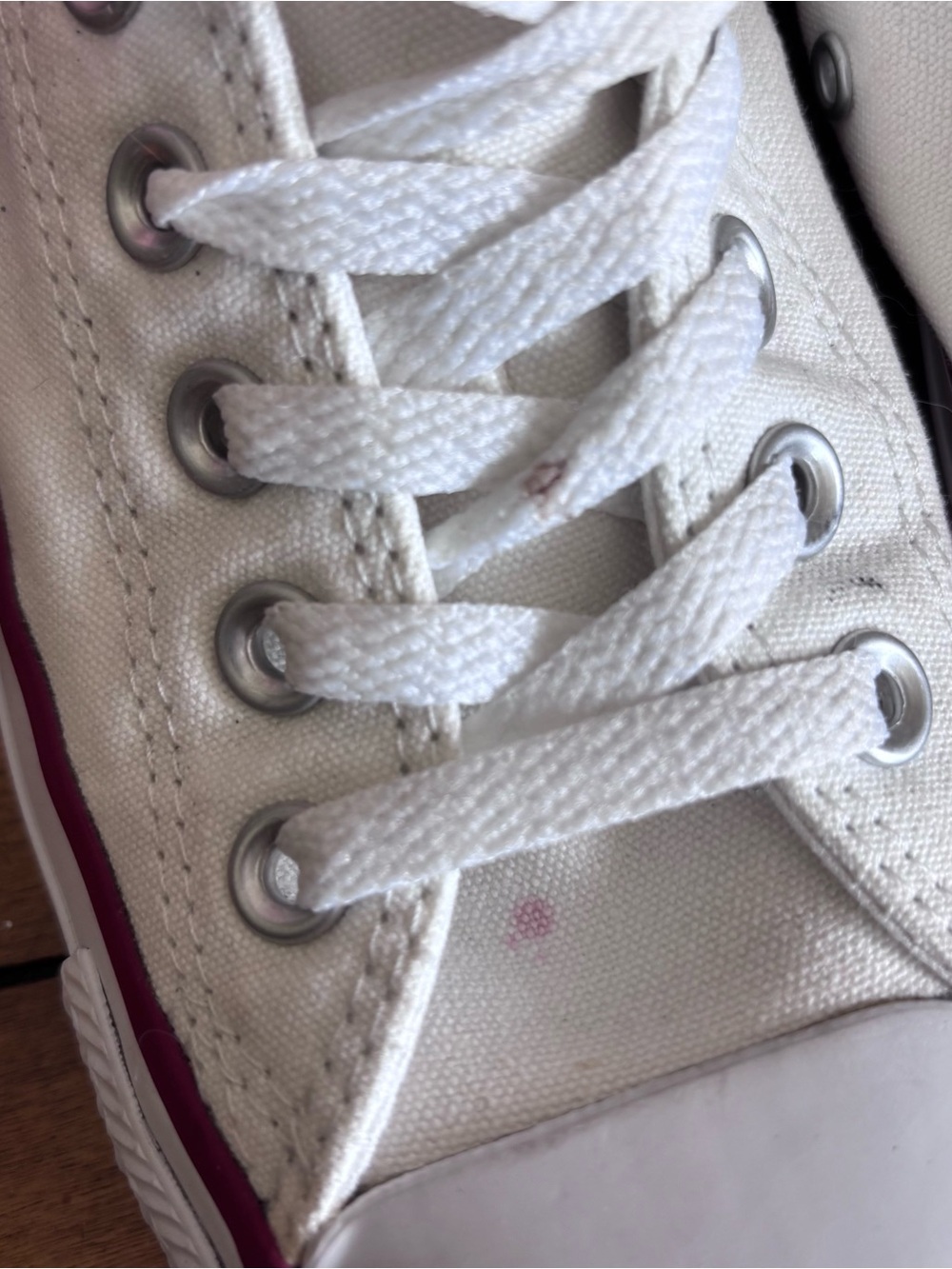 Converse Unisex Low-Top Canvas Sneakers in Off-White with Red Trim - Picture 5 of 10